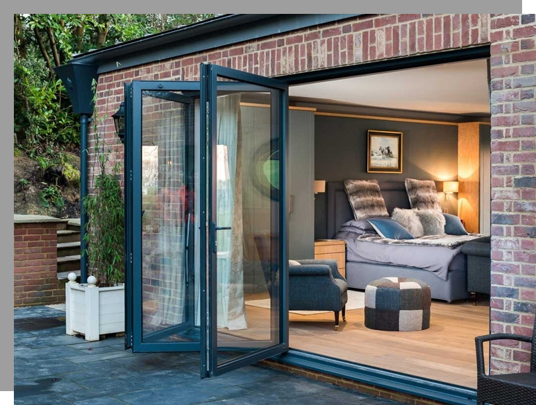 Bi-Fold Doors Feature 1